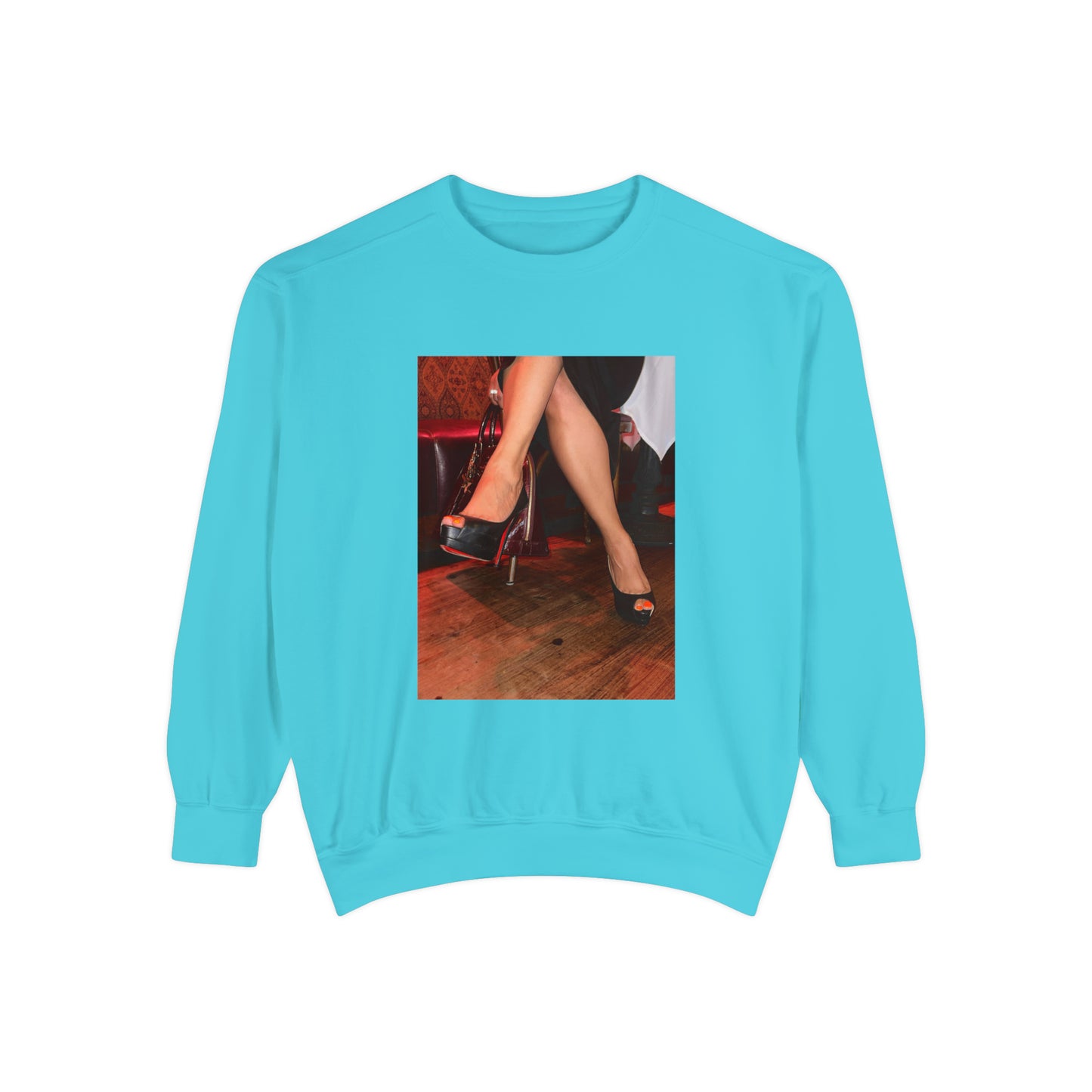 Unisex Garment-Dyed Sweatshirt